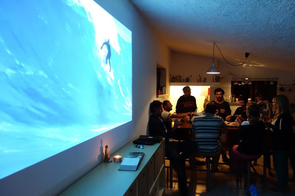 نزل إيريسييرافي Moka Surfhouse المظهر الخارجي الصورة