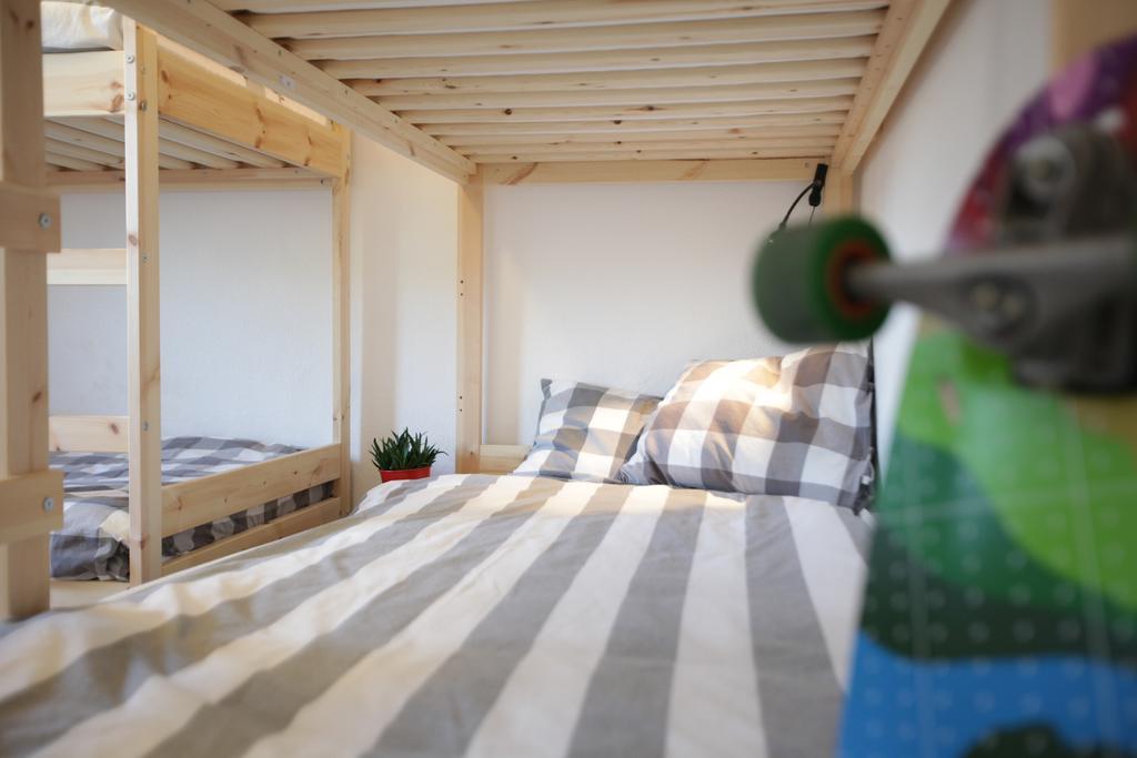 نزل إيريسييرافي Moka Surfhouse الغرفة الصورة